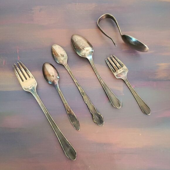 Vintage Lot of Assorted Silver Plate Baby Utensils - Picture 3 of 11